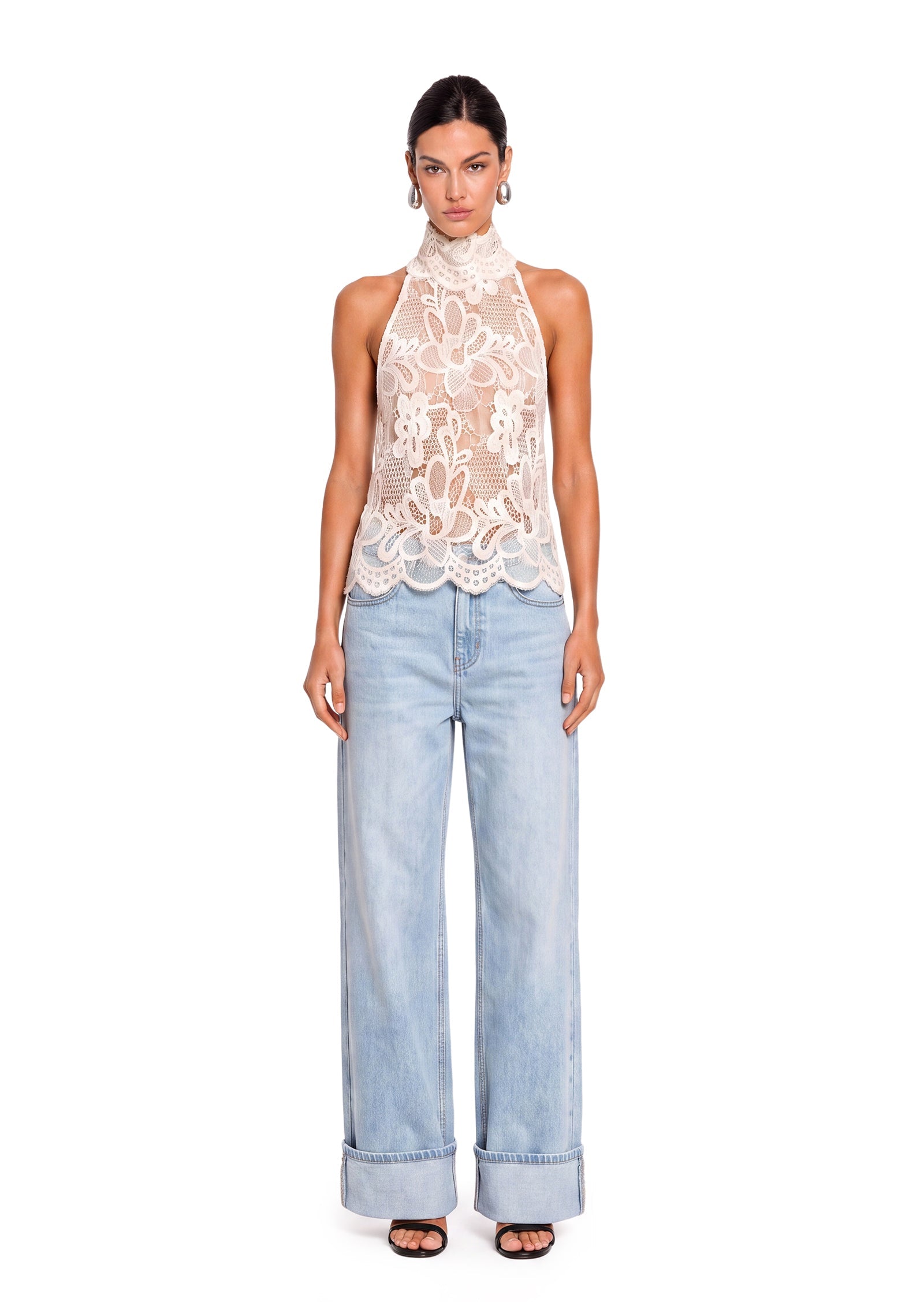 Ichtaca Lace Sleeveless Halter Top