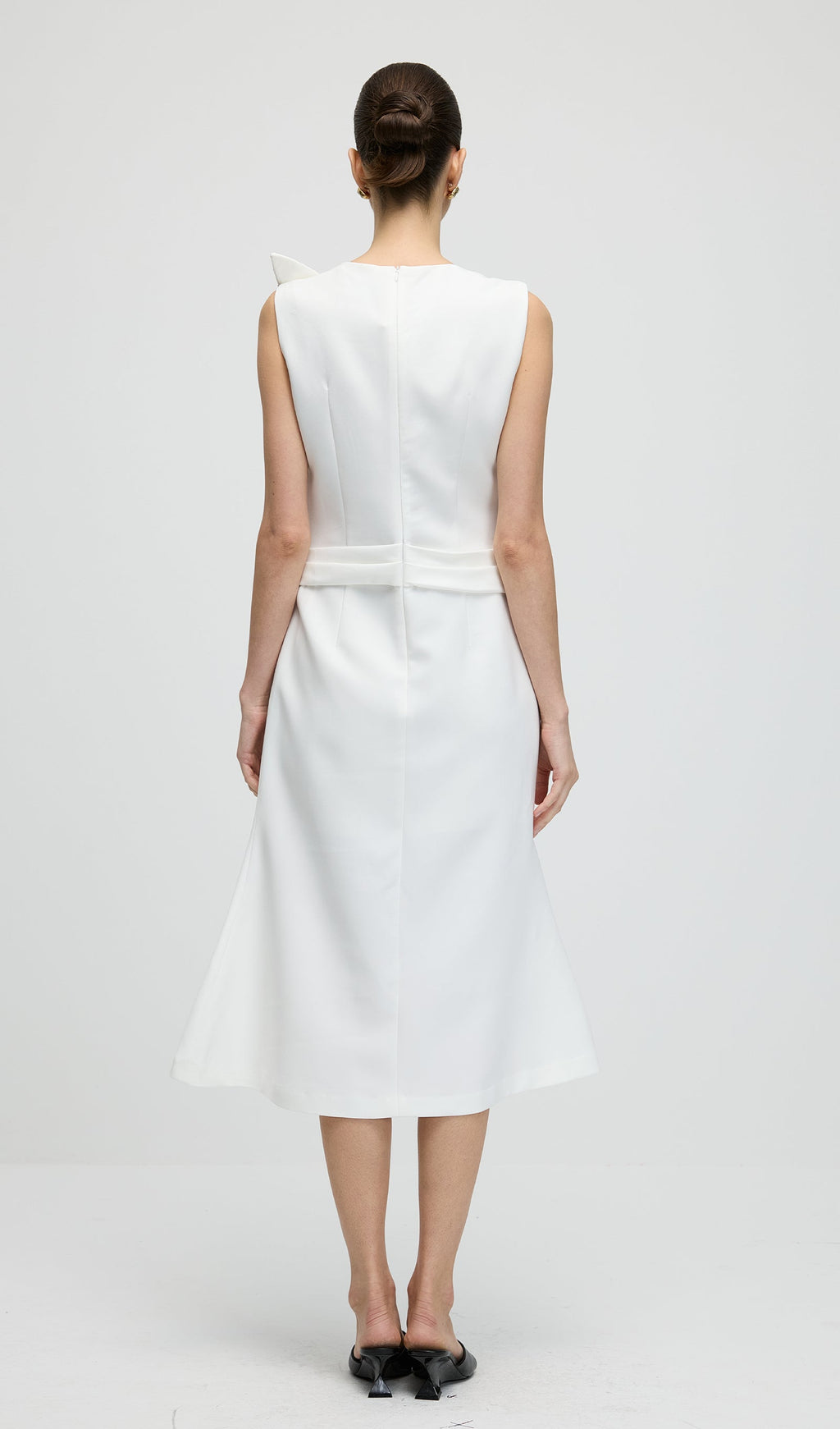 Sleeveless Flower Ruched Slit Midi Dress