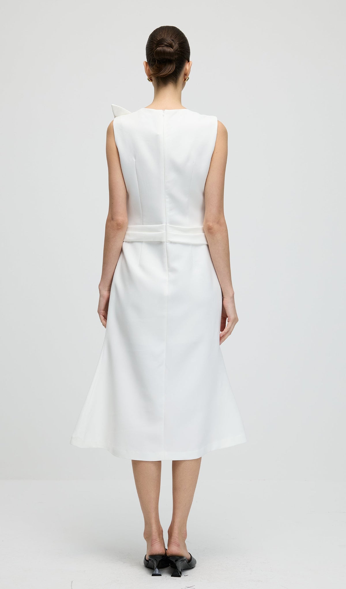 Sleeveless Flower Ruched Slit Midi Dress