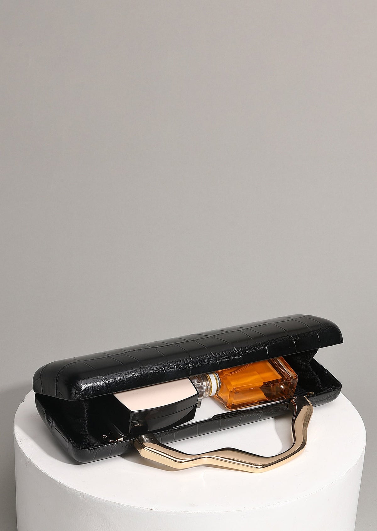 Eloura Croc-Effect Top Handle Bag In Black