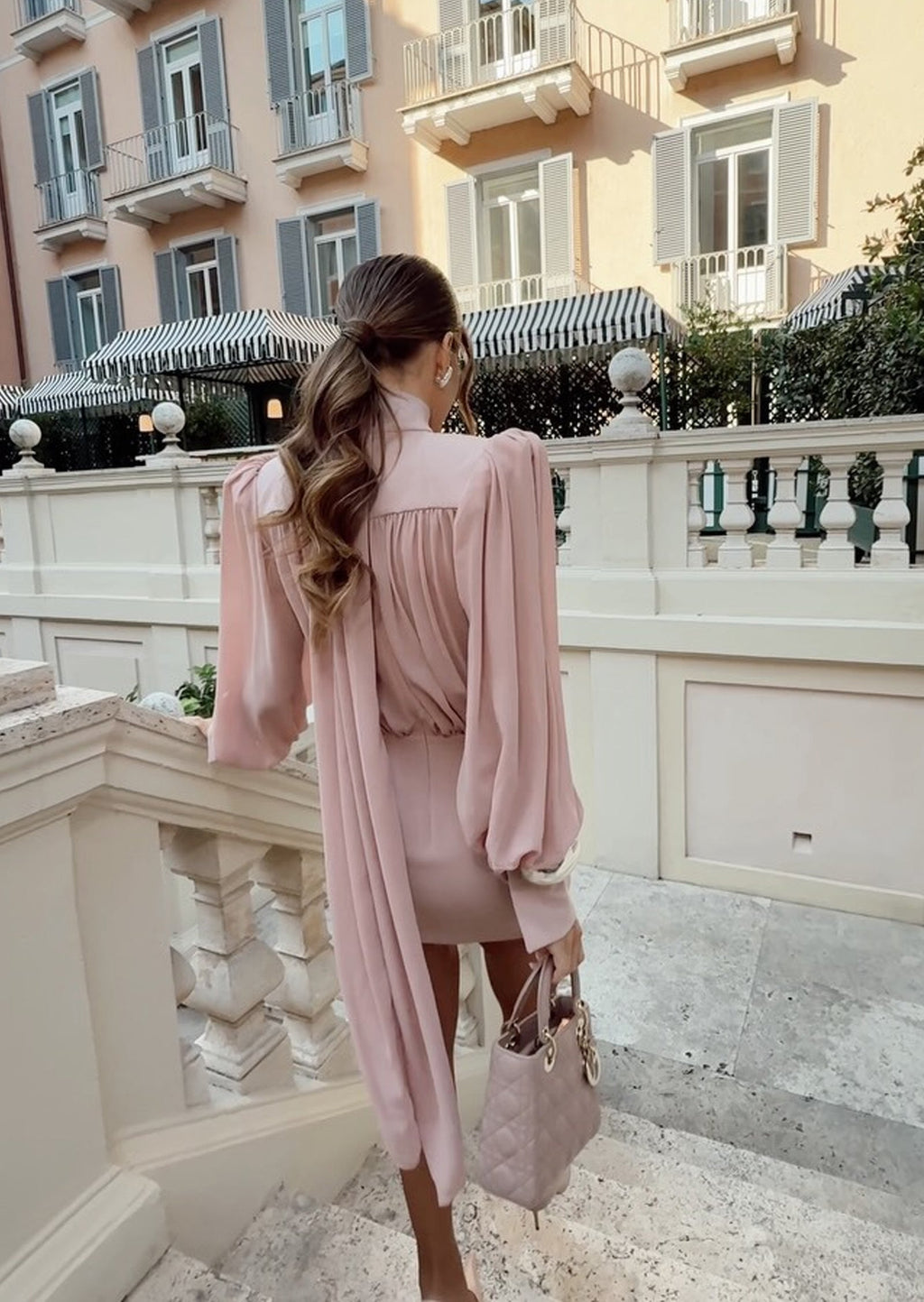 Back Bow Detail Puff-Sleeve Blouson Dress