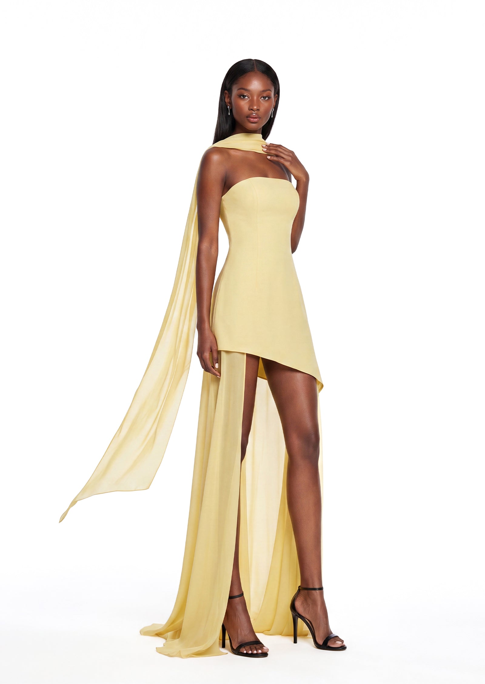 Halina Strapless Layered Train Maxi Dress In Lemom