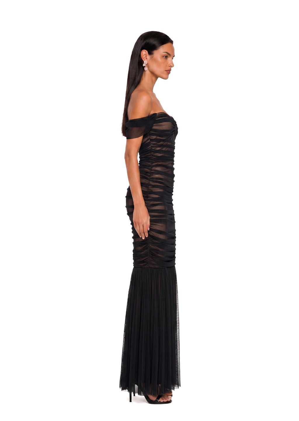 Valeska Off Shoulder Fishtail  Maxi Dress In Black