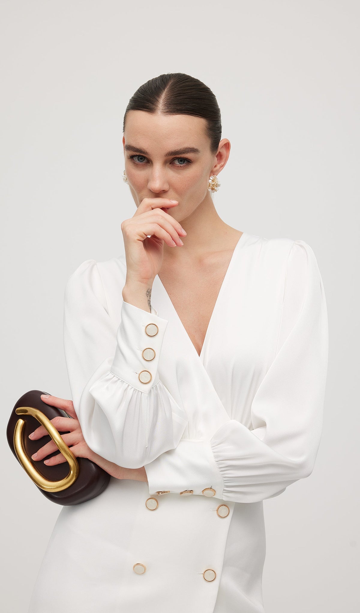 Sculpted Clutch