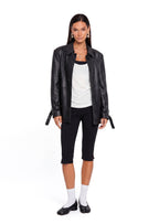 Emersyn Capri Pants In Black