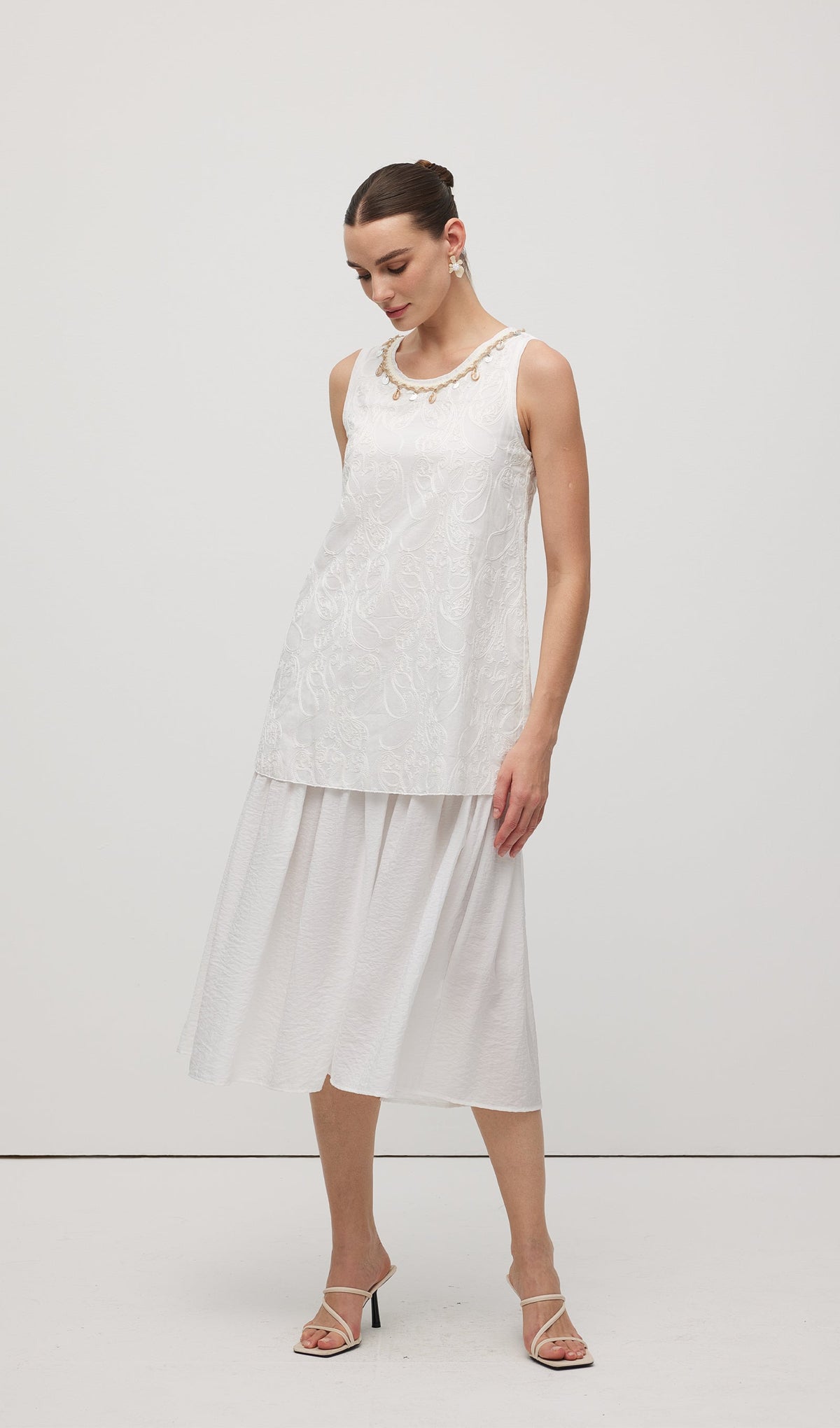 Round Neck With Shell Midi Dress