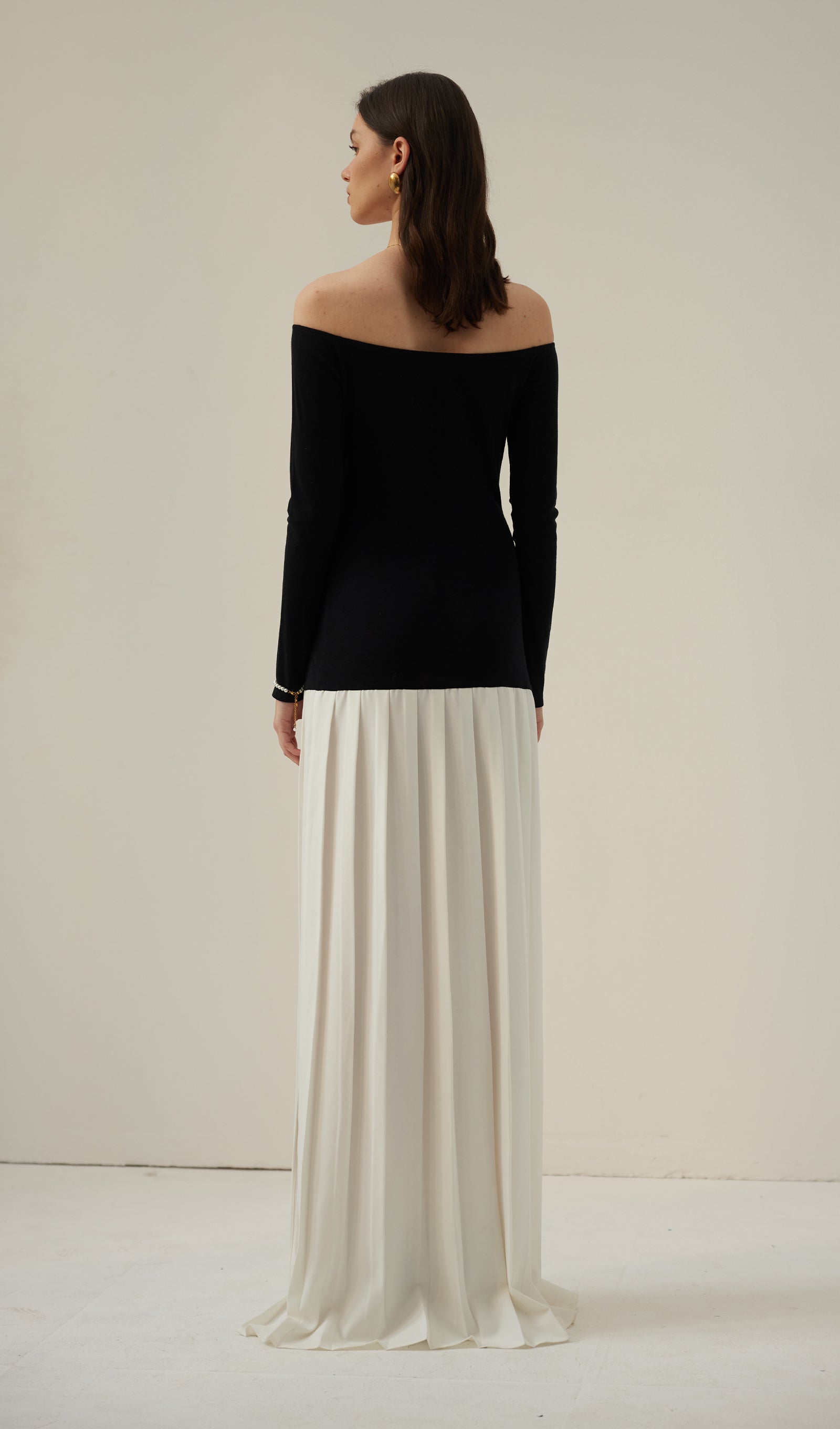 Contrast Knit Off Shoulder Maxi Dress