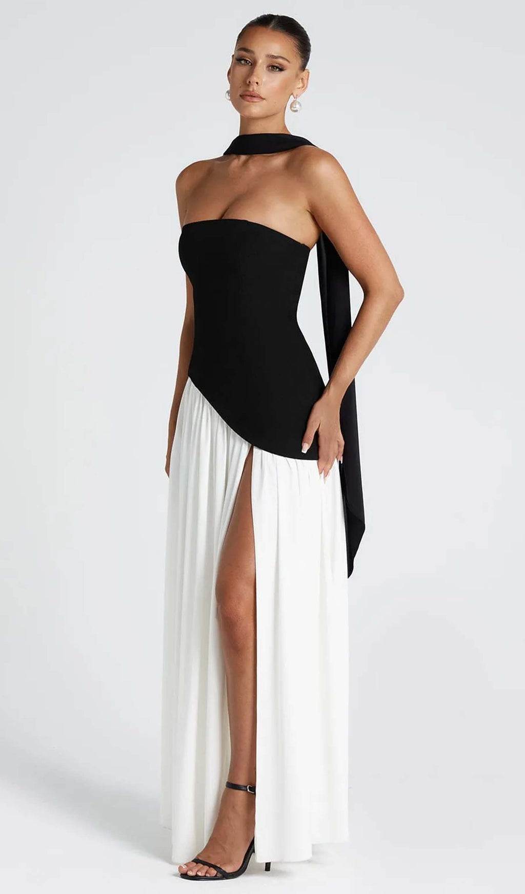 Contrast Color Slit Maxi Dress With Scar