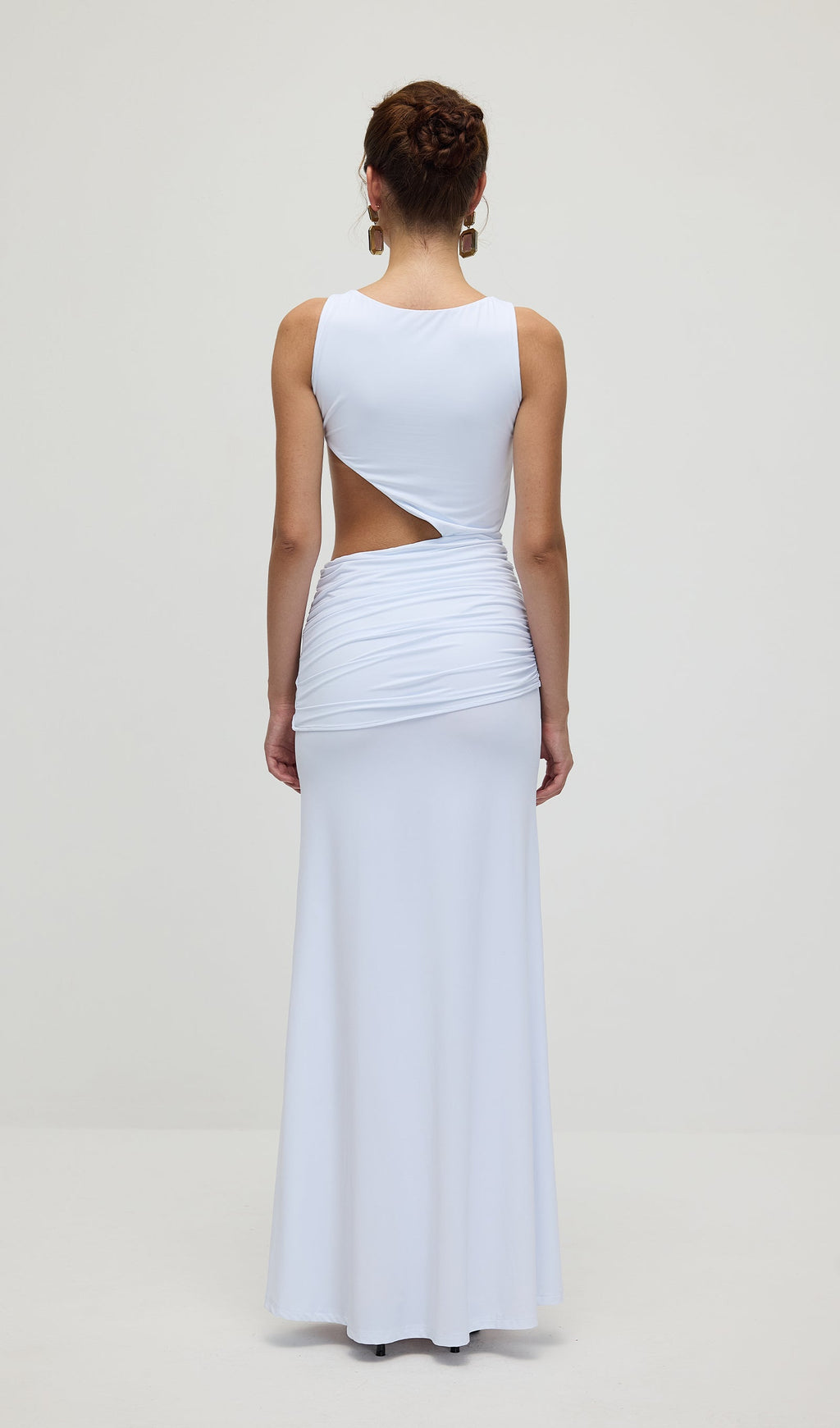 Draping And Shell Decorations Maxi Dress In White