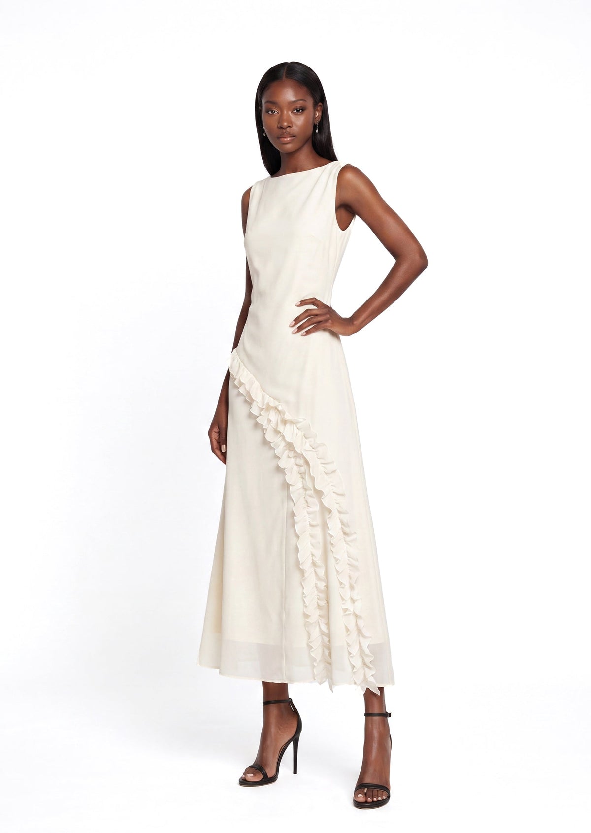 Naflah Sleeveless Midi Dress In White