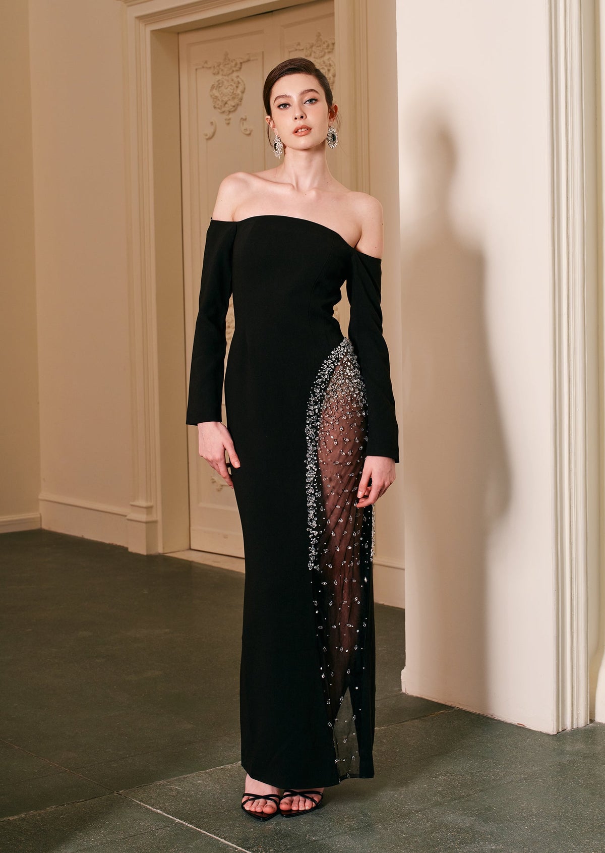 Jean Off Shoulder Velvet Maxi Dress In Black