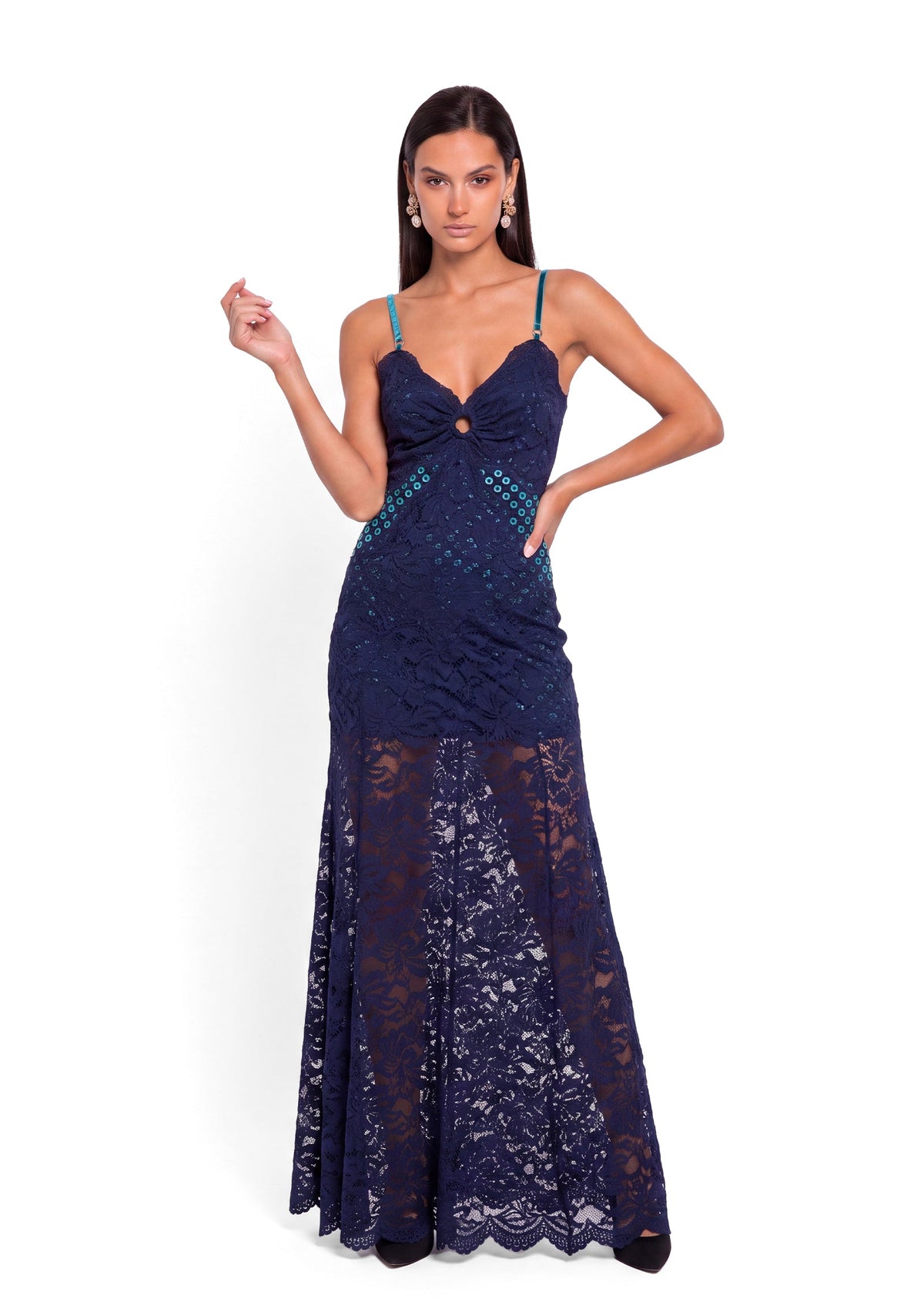 Tabby Sleeveless Lace Maxi Dress In Blue