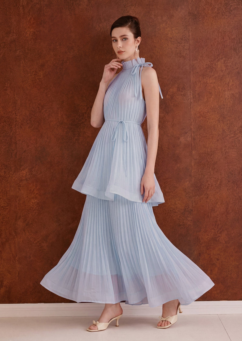 Evelyn Pleated Two Piece Set In Blue