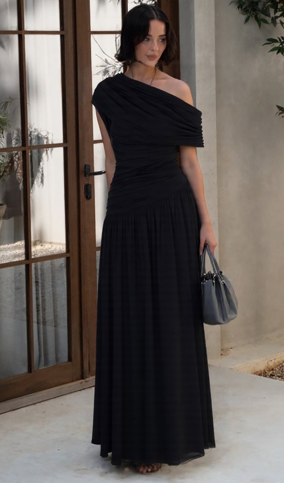 Off Shoulder Pleated Maxi Dress In Black