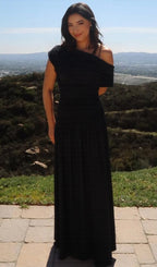 Off Shoulder Pleated Maxi Dress In Black