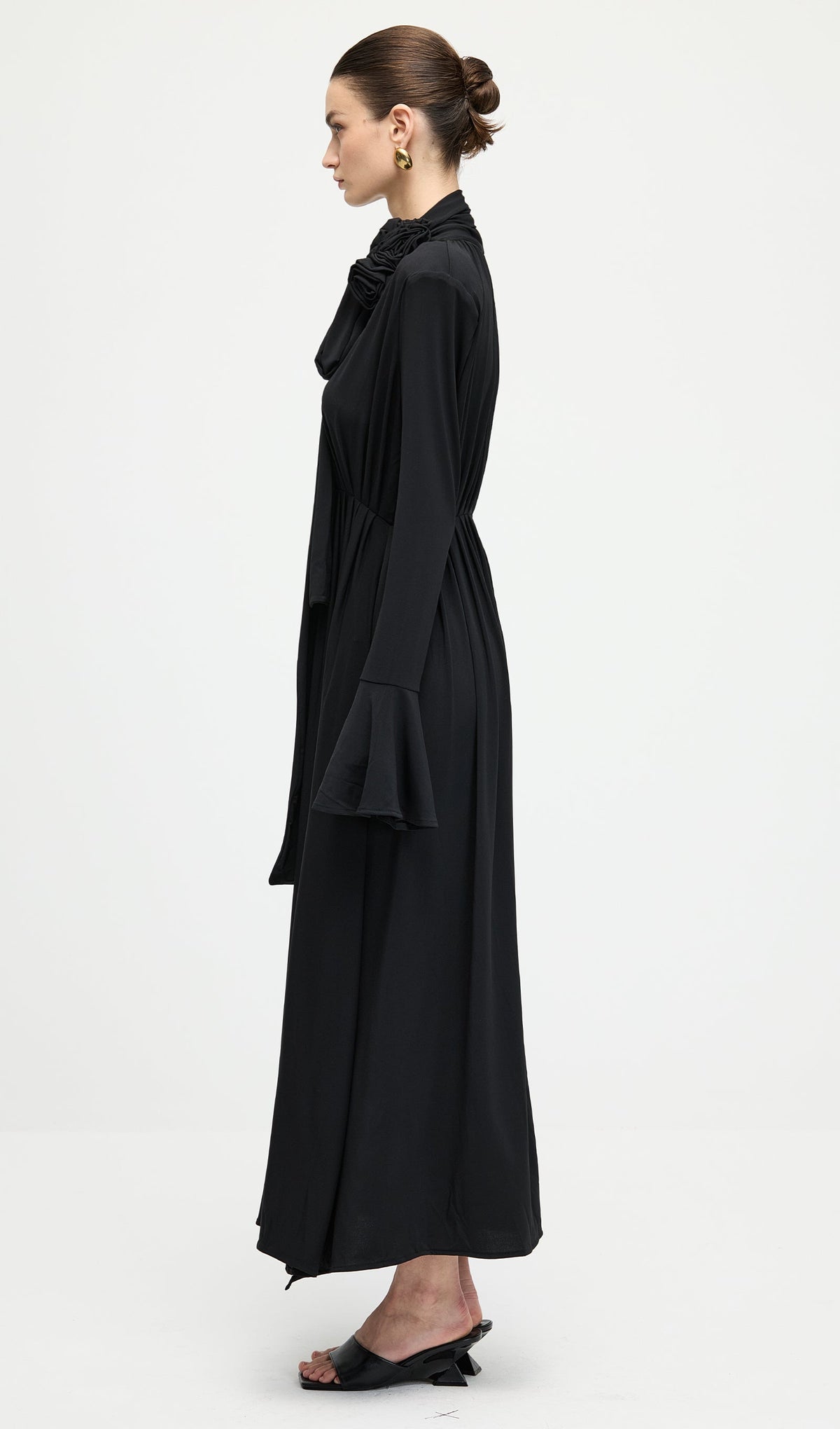 Flower V-Neck Pleated Slit Maxi Dress In Black