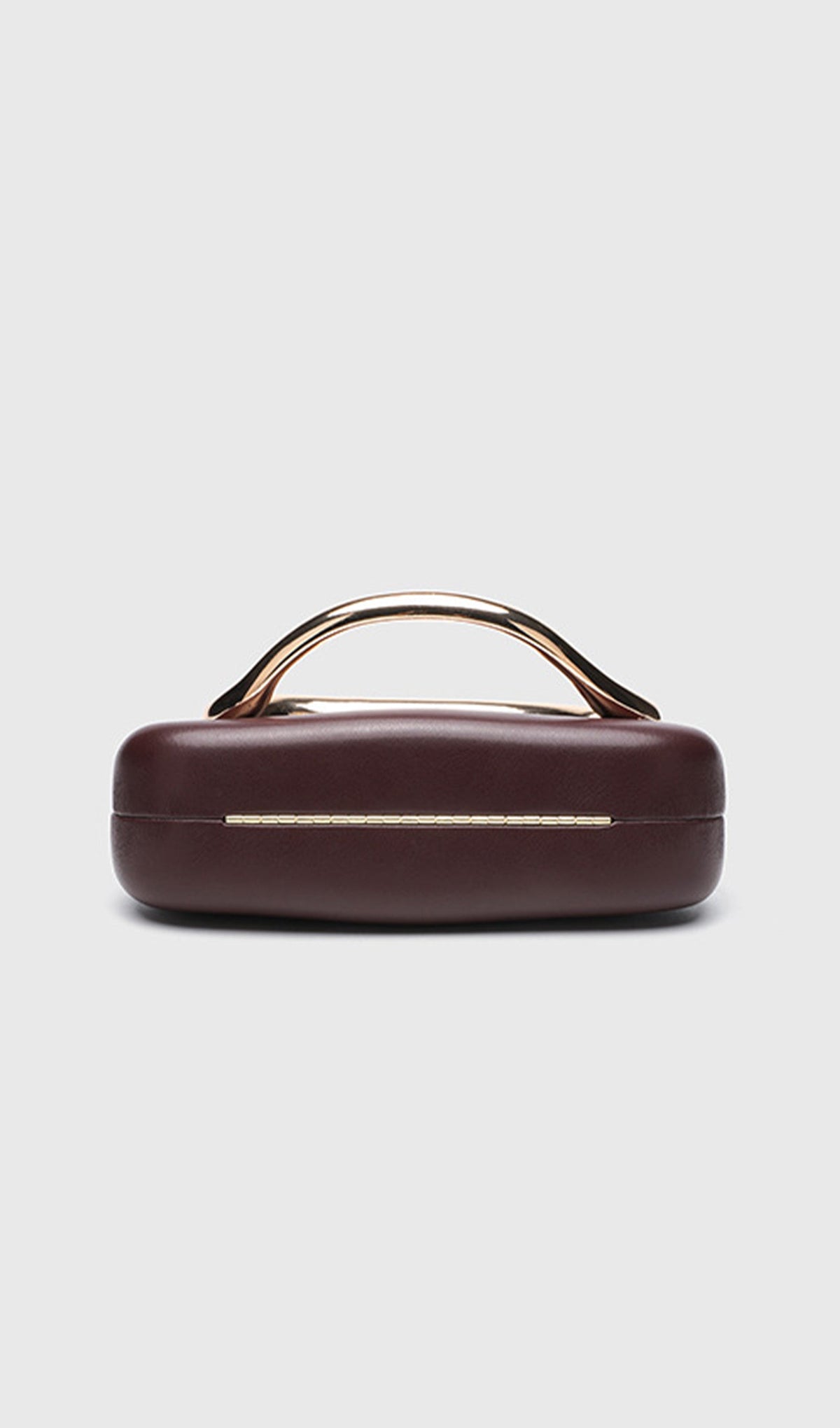 Sculpted Clutch