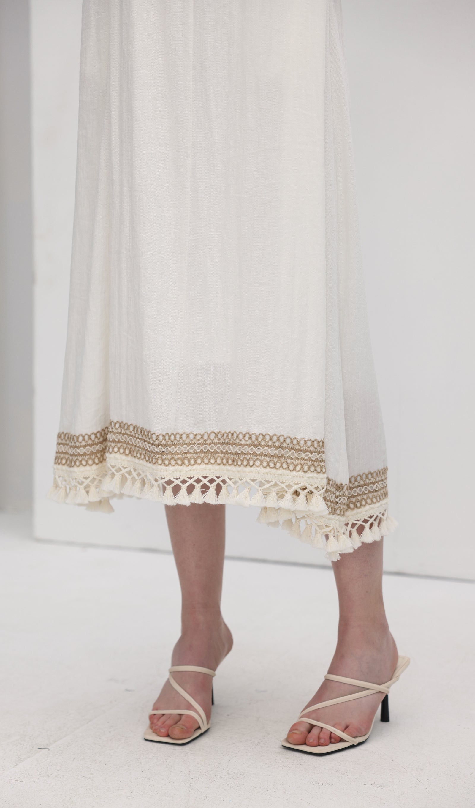 Embroidered Ramie Midi Dress