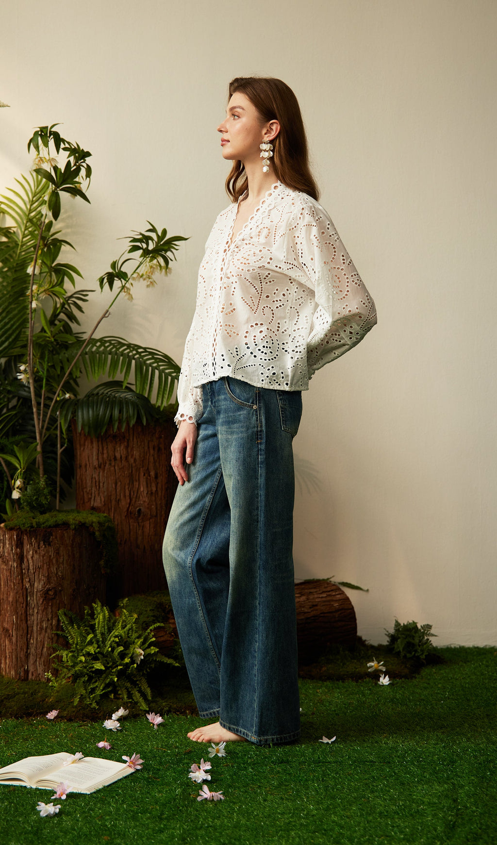 Hollow Out V Neck Top