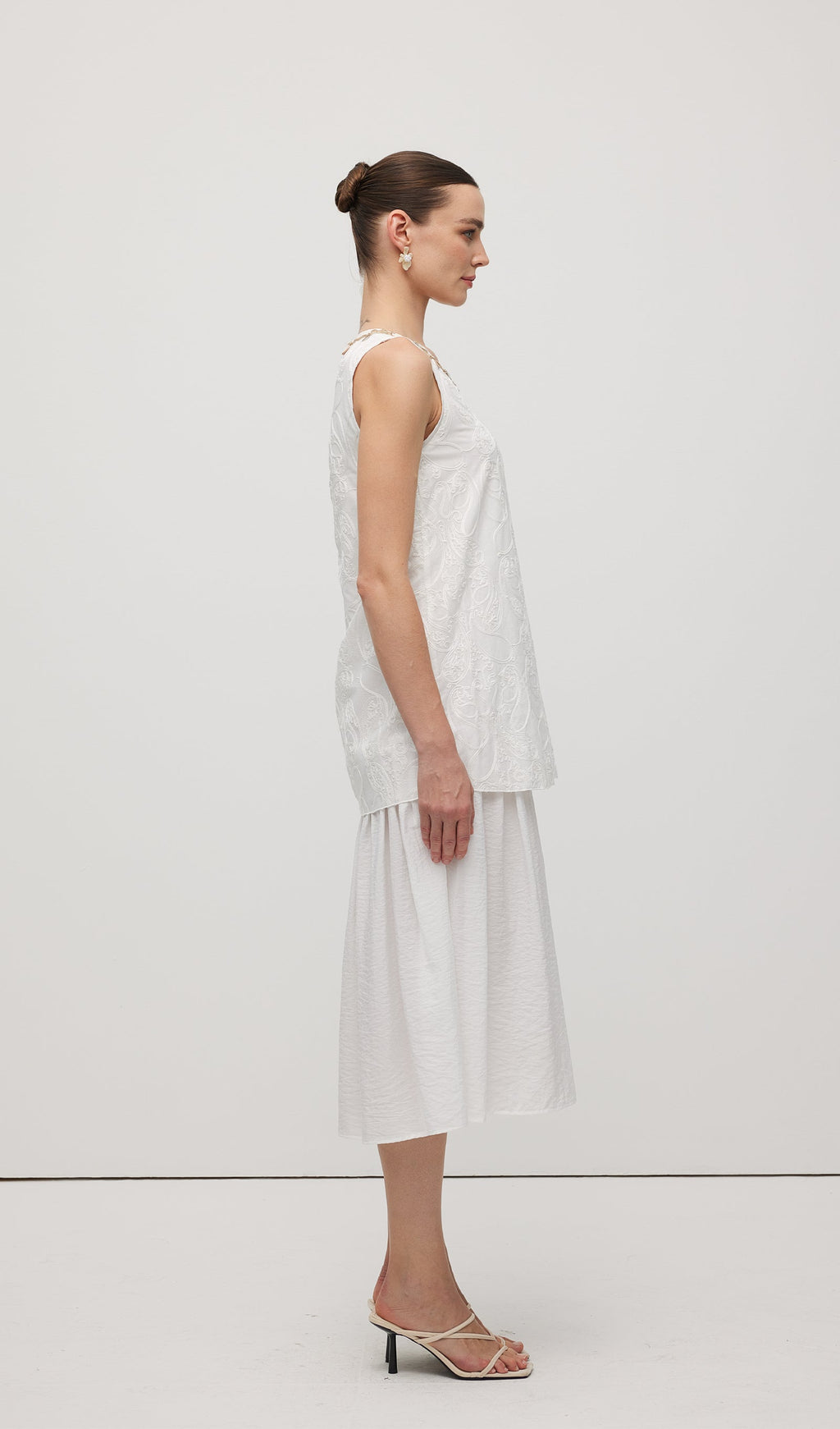 Round Neck With Shell Midi Dress