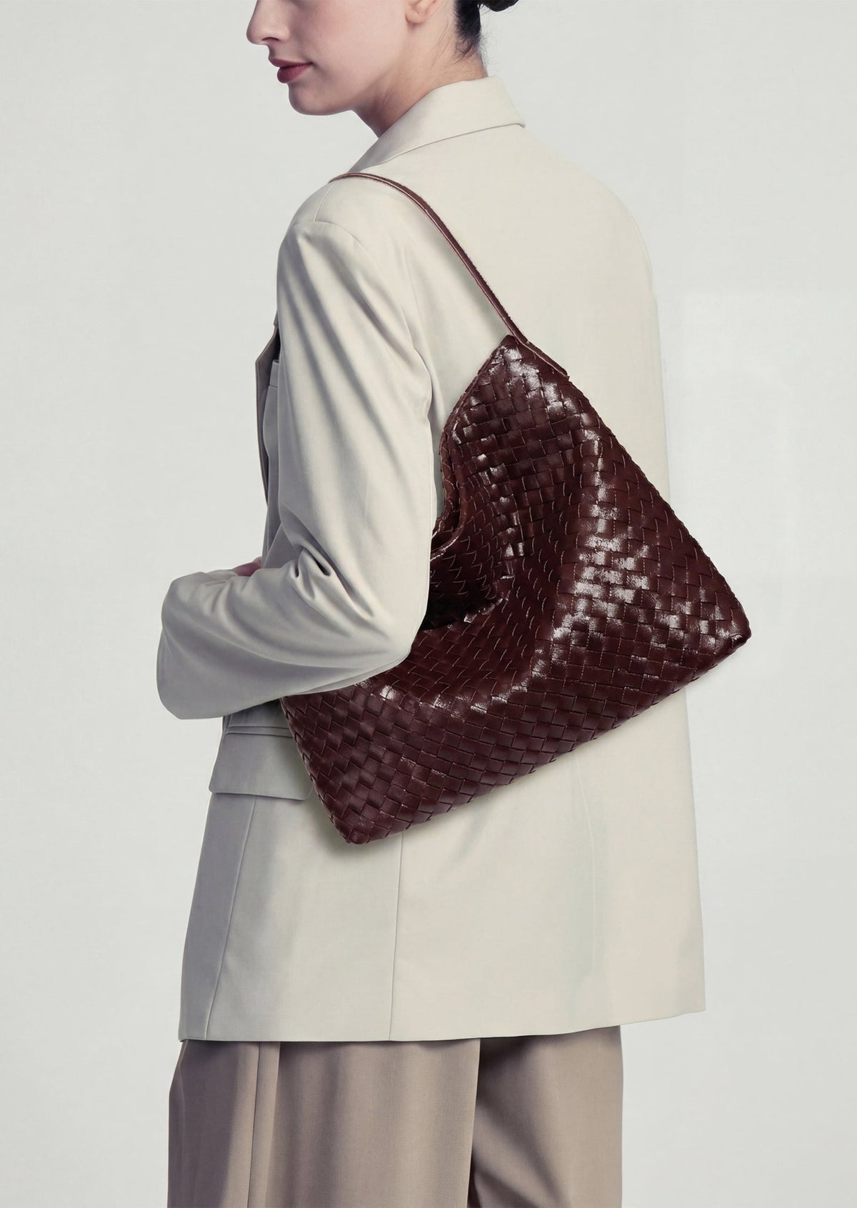 Margaret Woven Tote Bag In Grape Purple