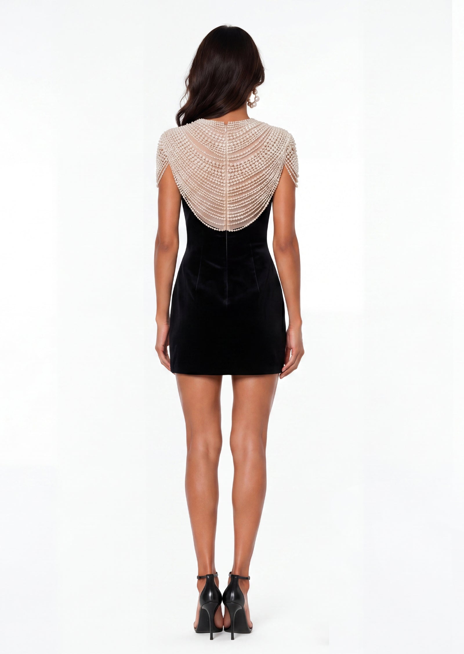 Brynn Pearl Pencil Mini Dress In Black