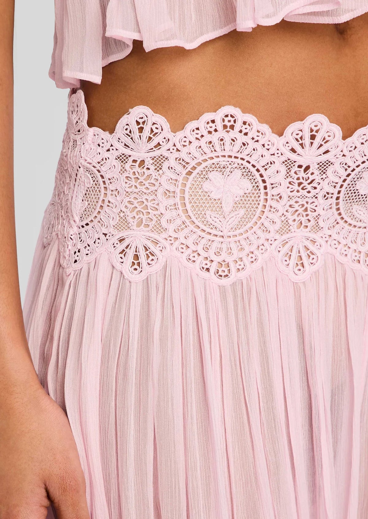 Luenie Chiffon Top & Pant Two Piece Set In Pink