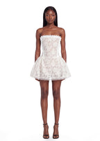 Vahn Strapless Lace Mini Dress In White
